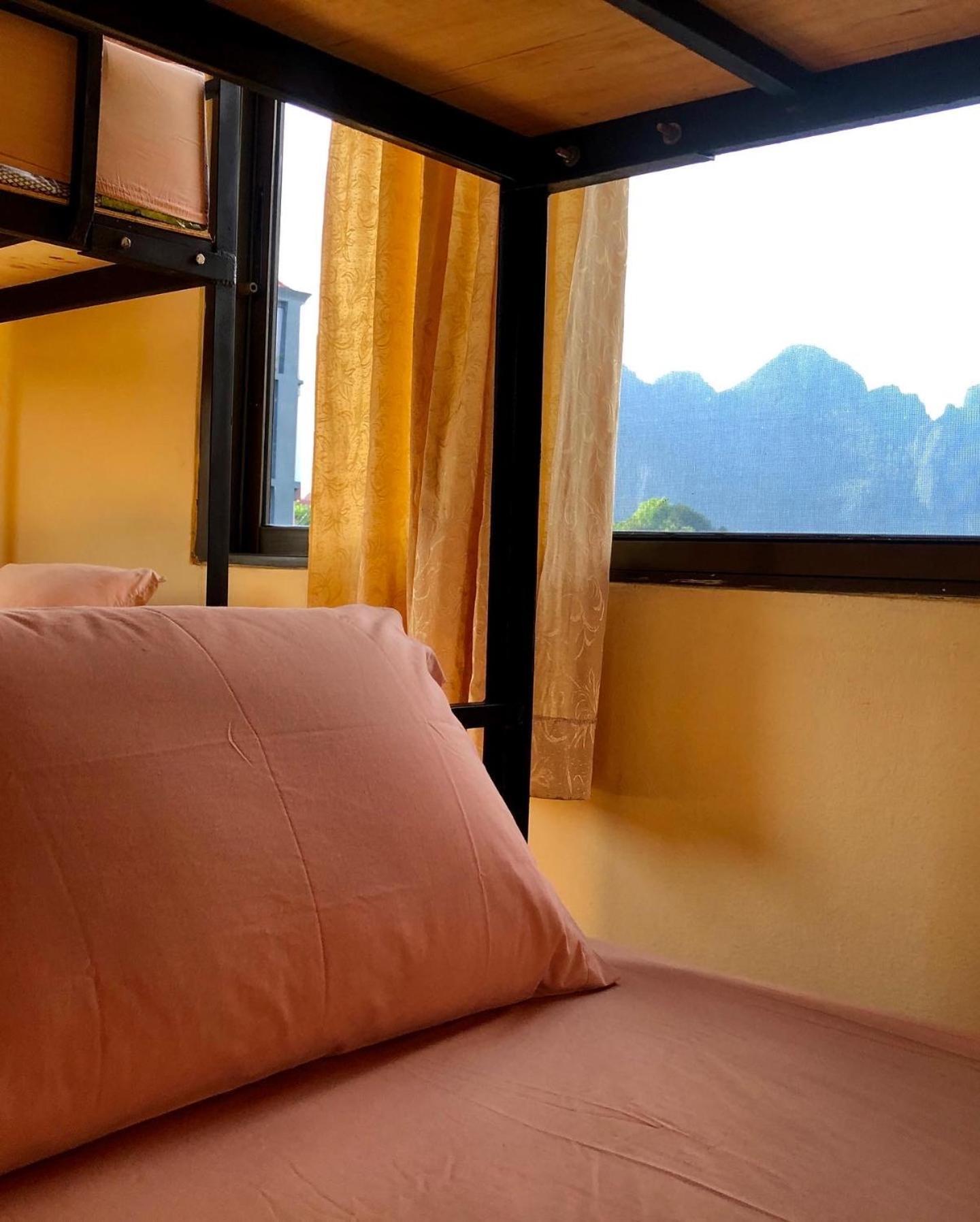 Easy Go Backpacker Hostel 방 비엥 외부 사진