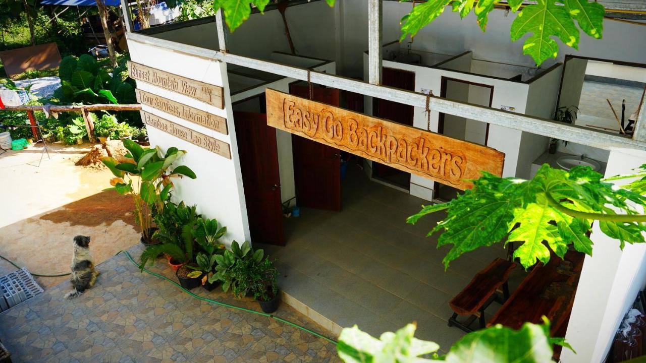 Easy Go Backpacker Hostel 방 비엥 외부 사진